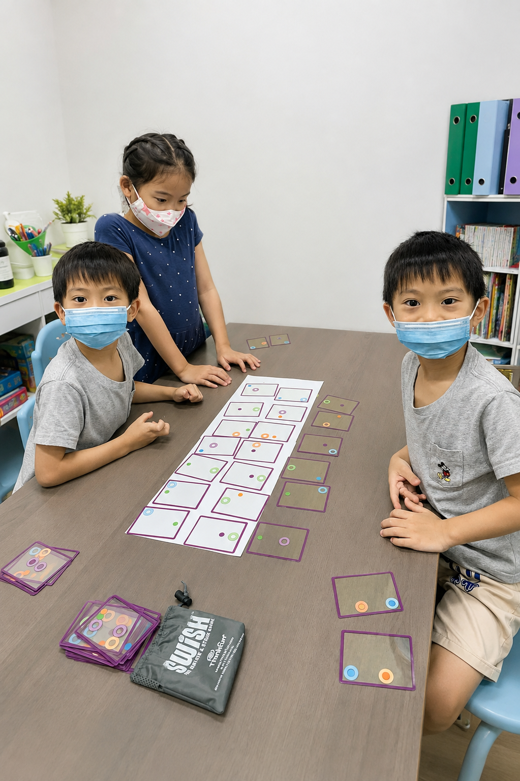 Students learning together at Guru Kids Pro